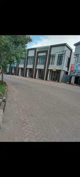 ruko lokasi pinggir jalan utama