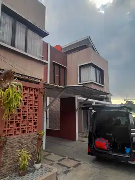 Rumah baru siap huni di Jatihandap (zanzabil town house)