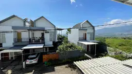 Rumah 2lantai Villa di Lereng Gunung Arjuna