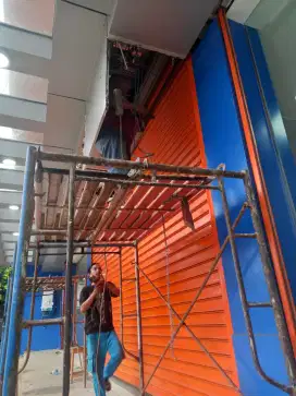 Tukang perbaikan rolling door folding gate panggilan