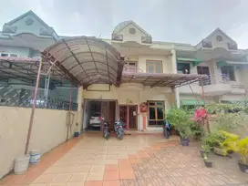 Villa di Jalan Padang Golf ( Polonia )