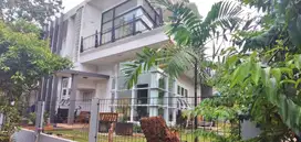 Rumah Dijual 3 Lantai di Perum Puri Gading Dekat Tol Jatiwarna Bekasi
