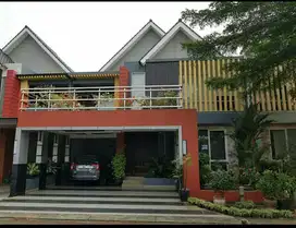 Rumah Mewah Full Furnish di Perum Green Park Dekat Tol Jatiwarna