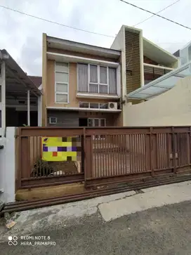 Dijual rumah 2 lantai cisaranten Kulon Arcamanik