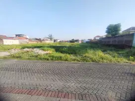 Tanah Luas Lahan kawasan Perumahan Elit Di Colomadu