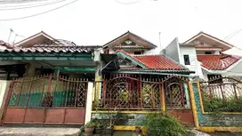 Rumah 2lt 10x20 200m type 4KT Metland Menteng Cakung