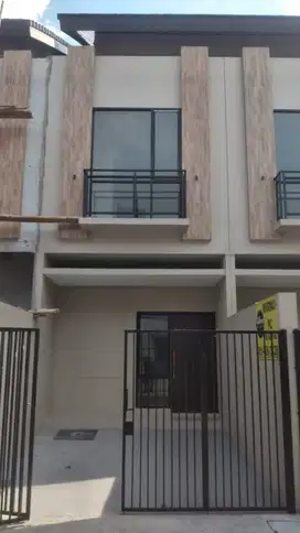 RUMAH CLUSTER MINIMALIS DI JUAL DI KEMBANGAN JAKARTA BARAT