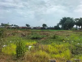 TANAH DAN BANGUNAN DI DAERAH GALESONG