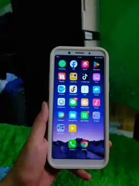 Oppo F5 warna Gold