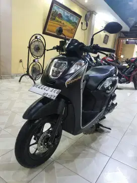 New Genio CBS ISS 2022 Cantik-Mensin Mentah Masih 10.000KM-plaza motor