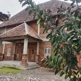 villa diplayen arah heha obelik srigetuk
