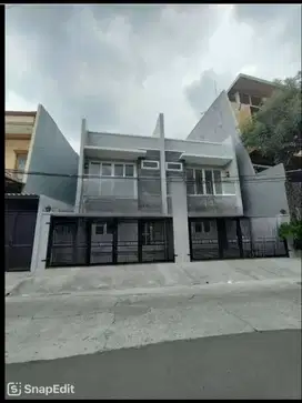 Dijual  Rumah Baru row jalan 3 mobil  Di Jl. Mangga  - Tanjung Duren