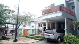 Yw. Dijual Cepat Rumah Legenda Wisata Siap Huni 2lantai