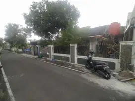 Rumah Solo Bagus Kokoh Siap Huni Lingkungan Nyaman