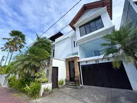 DIJUAL VILLA TROPIS, TEGAL CUPEK, UMALAS, KUTA UTARA