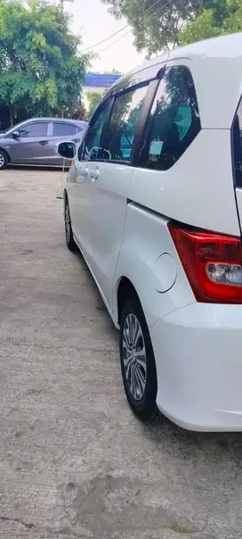 Honda Freed 2014 Bensin