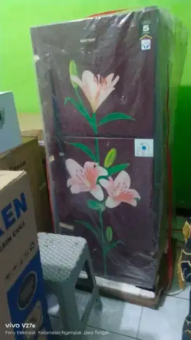 Kulkas Polytron 2 pintu
