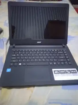 Laptop second murah