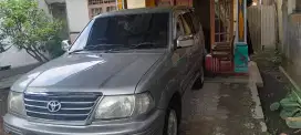 KIJANG KRISTA 2.0 BENSIN 2004