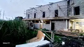 Disewakan Bangunan Kos kosan Baru 50% jadi Lokasi Pemogan Densel