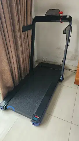 Treadmill bisa diprogram dan auto berhenti