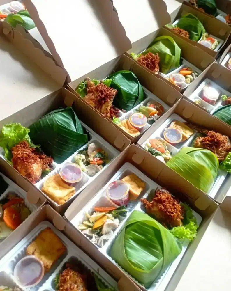 Catering katering nasi kotak dan tumpeng