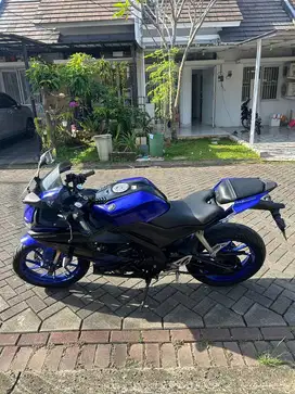 Di jual Motor R15