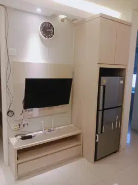 Disewakan 2br apartement bassuracity murah mewah