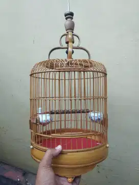 Sangkar Cungkok Beserta Cepuk Keramik