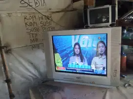 jual tv 21in Sanyo nomines harga 320 nego siap antar