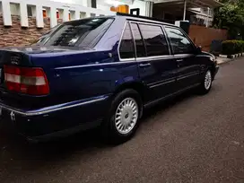 Volvo 960 royal 1996 biru metalik