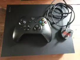 XBOX ONE X 1tb bekas