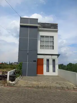 Villa 2lt strategis terlaris dapatkan income bulanan