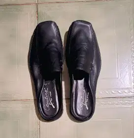 Sepatu Pantofel
