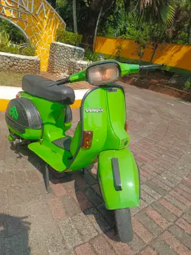 Vespa Px 150 Tahun 84