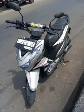 Honda Beastreet 2023 silver