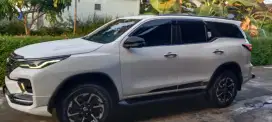 Fortuner gr 2.8