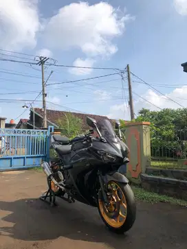 Yamaha R25 2015 Kesayangan