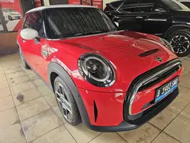 KM belum 100 Mini Cooper S Electric 3 Doors 2023 Merah Metalik
