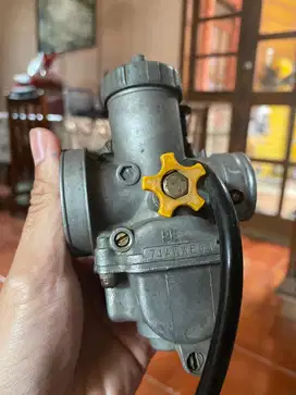 Karburator pe 28 keihin