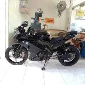 Yamaha R 15 thn 2014 cash. Bali dharma motor