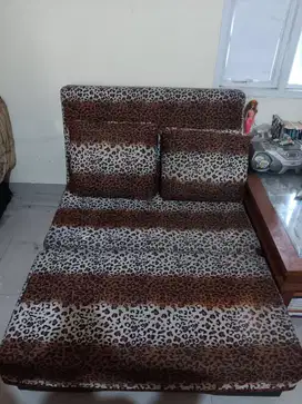 Sofa Bed 185 cm x 115 cm (JUAL CEPAT)