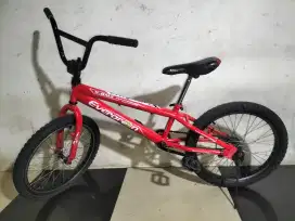 Sepeda BMX ukuran 20 rem tarpedo kondisi normal