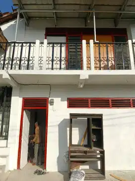 Rumah sewaan 2 lantai tanjung karang Pusat bambu kuning