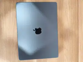 MacBook Pro 2023 14 Inch second Garansi