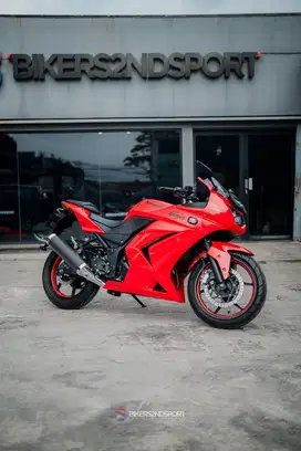 KAWASAKI NINJA 250 KARBU RED 2010