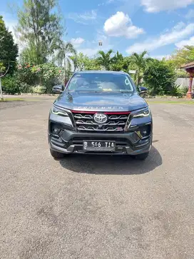 TOYOTA FORTUNER VRZ TRD AT 2021