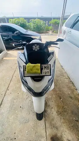 Jual PCX 160 2022 PUTIH