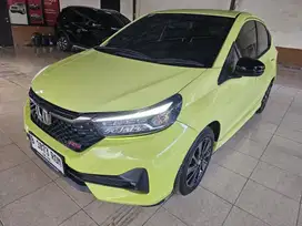 Honda All New Brio 1.2 RS CVT 2023 Hijau Metalik Facelift