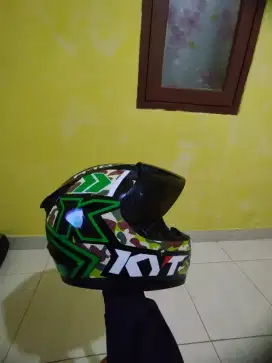 Forsale KYT R10 Motif army visor smoke